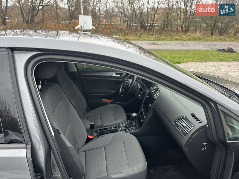 Хэтчбек Volkswagen e-Golf 2020 в Бердичеве