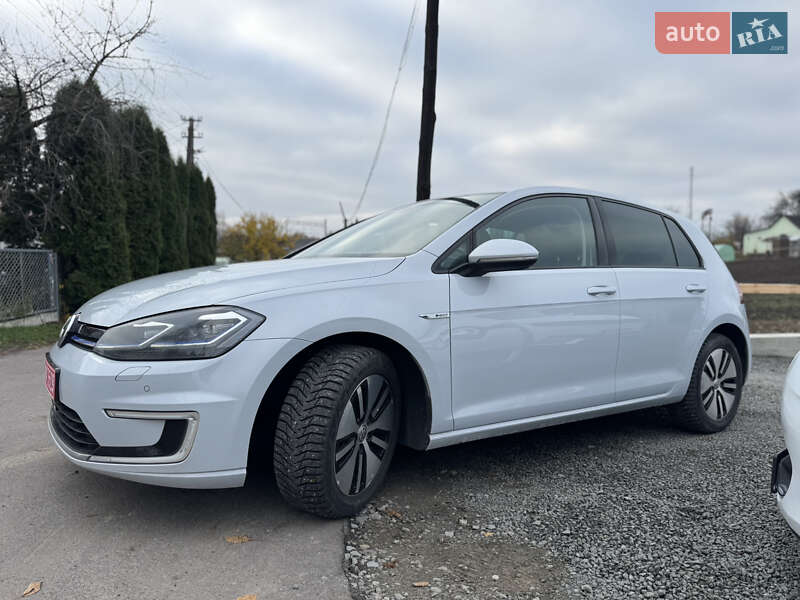 Хэтчбек Volkswagen e-Golf 2017 в Ровно