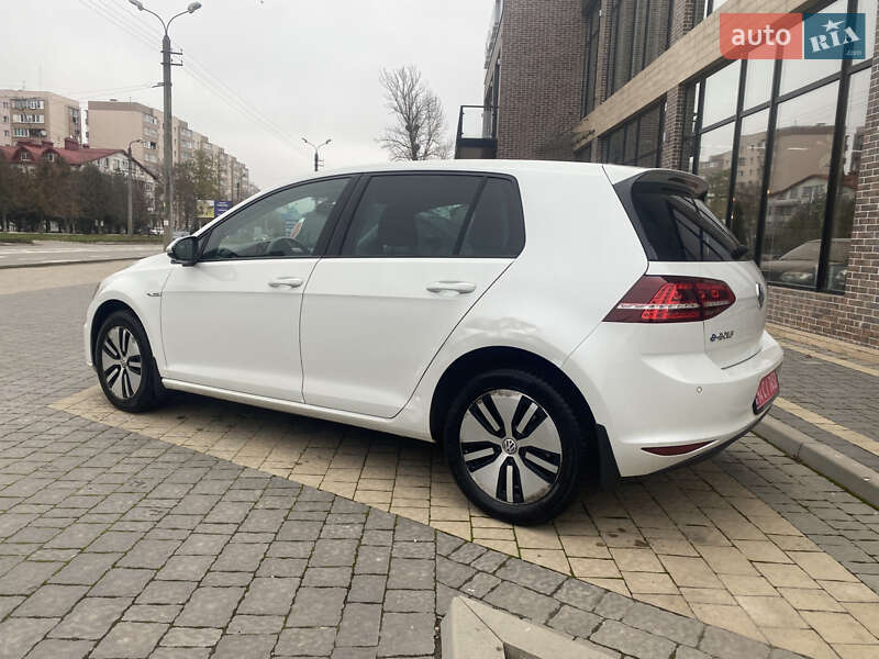 Хэтчбек Volkswagen e-Golf 2016 в Ивано-Франковске