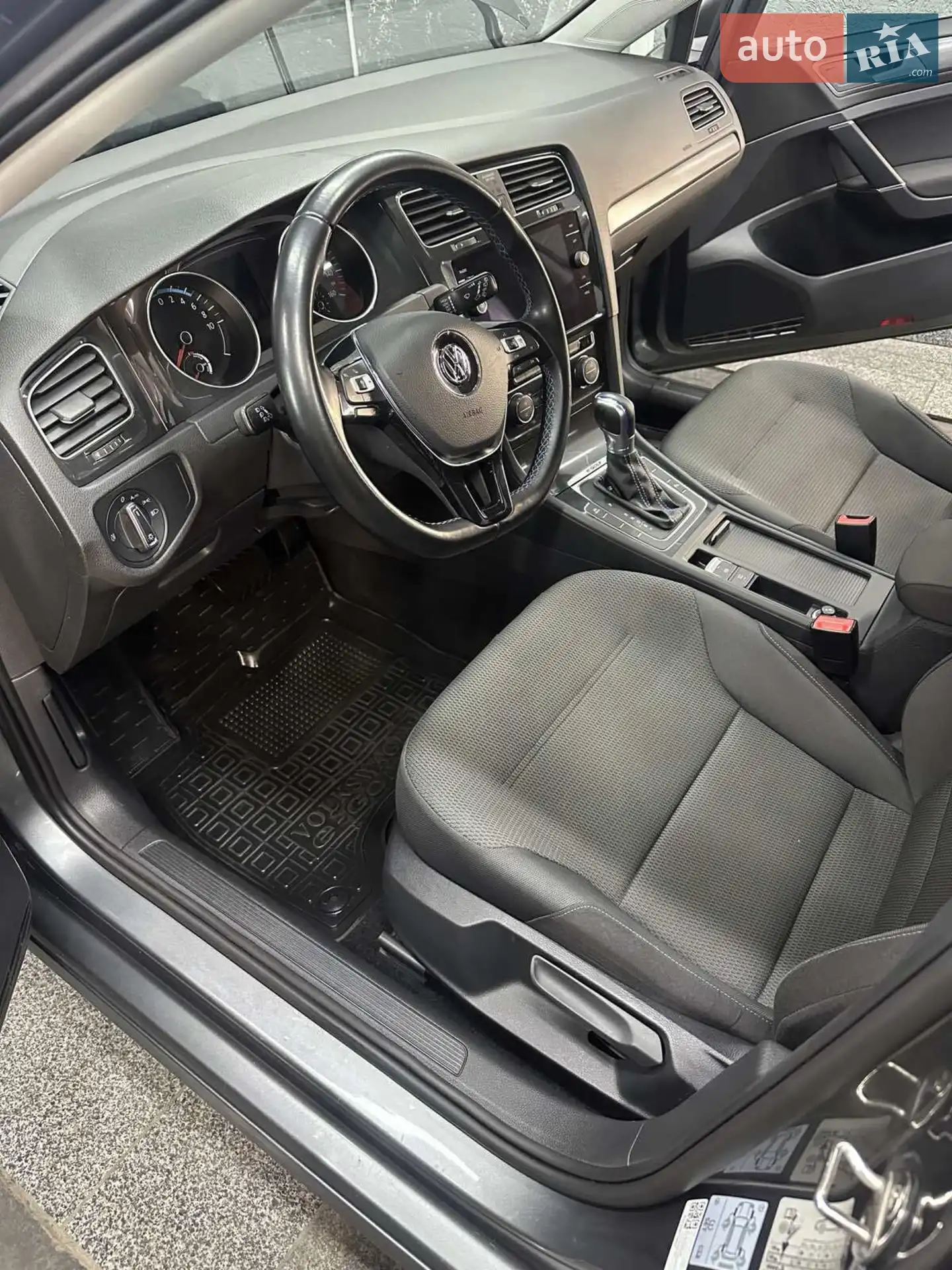 2019 Volkswagen Golf - мініатюра 8