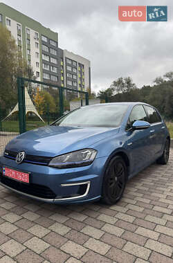 Хэтчбек Volkswagen e-Golf 2015 в Львове