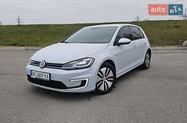 Хетчбек Volkswagen e-Golf 2018 в Дніпрі