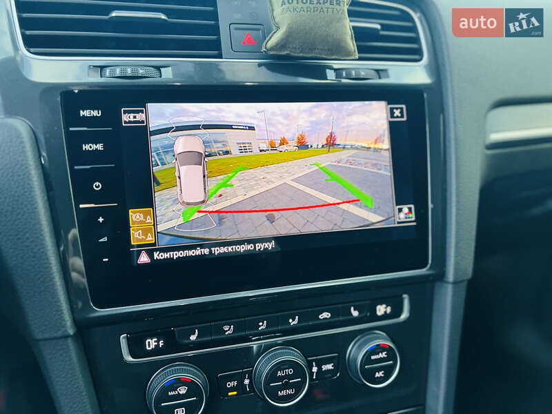 Хэтчбек Volkswagen e-Golf 2018 в Мукачево