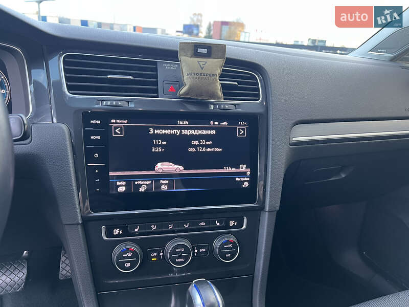 Хэтчбек Volkswagen e-Golf 2018 в Мукачево