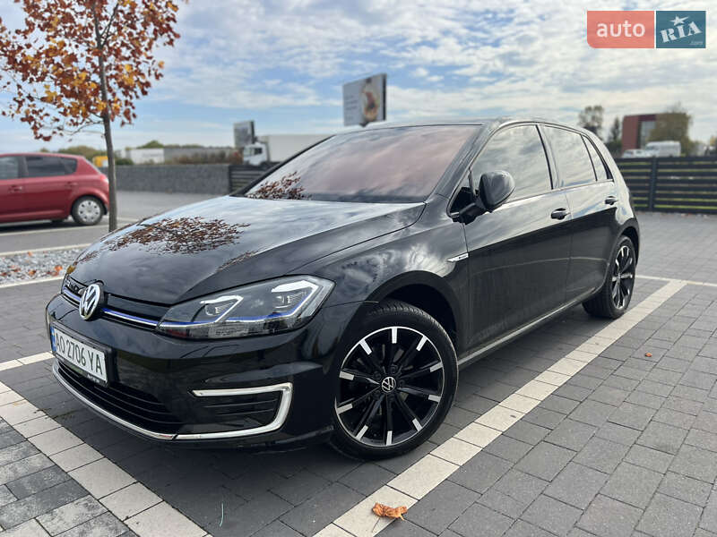 Хэтчбек Volkswagen e-Golf 2018 в Мукачево