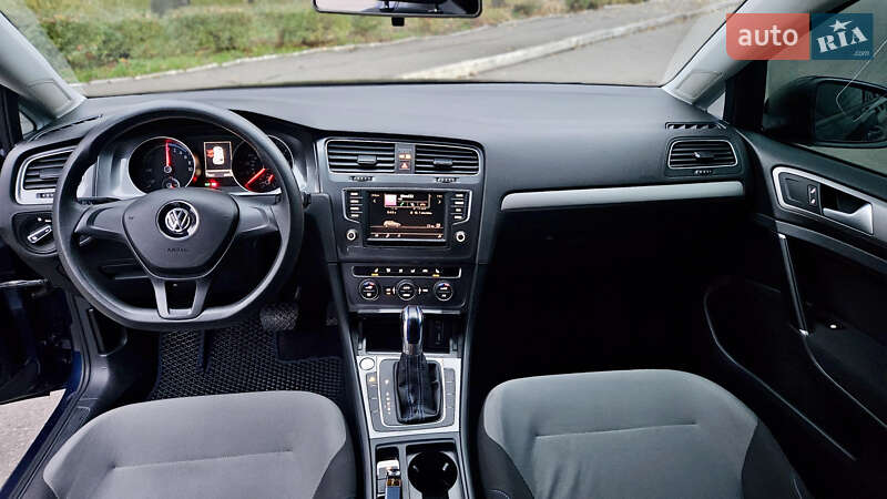 Хэтчбек Volkswagen e-Golf 2016 в Белой Церкви