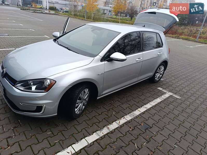 Хэтчбек Volkswagen e-Golf 2015 в Хмельницком фото 10 Хэтчбек Volkswagen e-Golf 2015 в Хмельницком