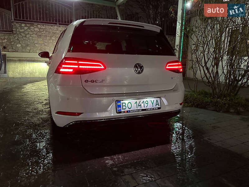 Хэтчбек Volkswagen e-Golf 2018 в Тернополе