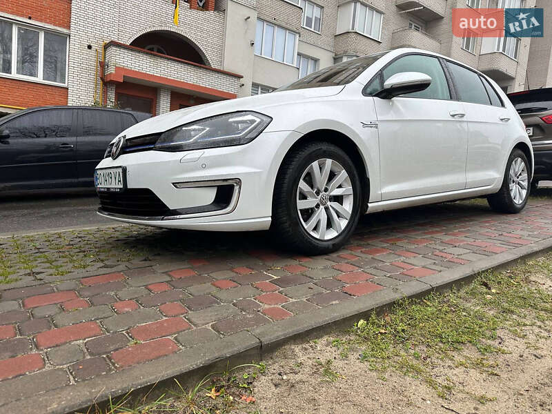 Хэтчбек Volkswagen e-Golf 2018 в Тернополе