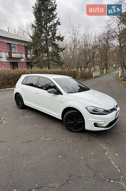 Хэтчбек Volkswagen e-Golf 2019 в Ирпене