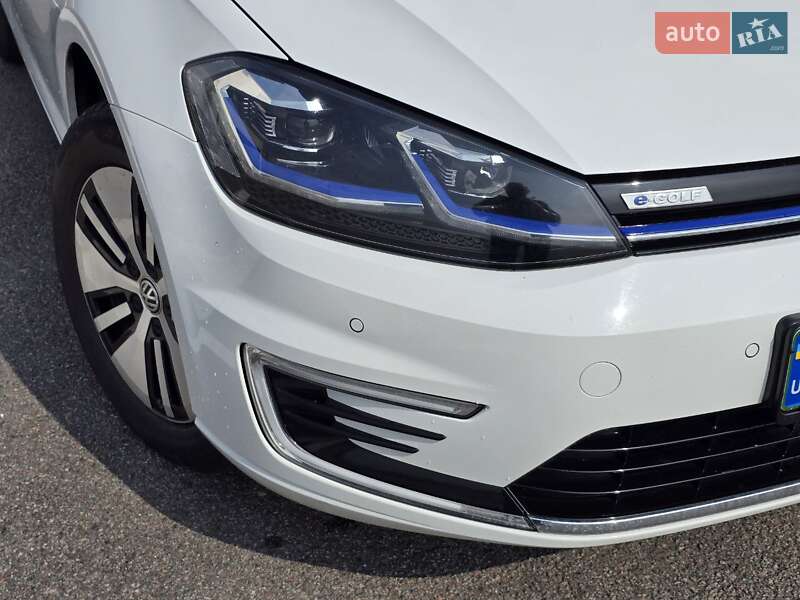 Хэтчбек Volkswagen e-Golf 2020 в Ровно