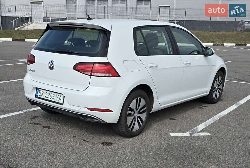 Хэтчбек Volkswagen e-Golf 2020 в Ровно