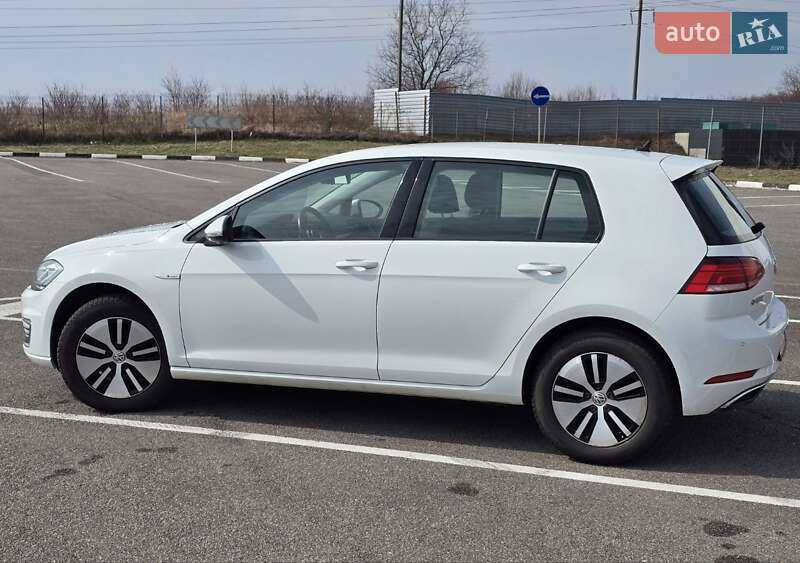Хэтчбек Volkswagen e-Golf 2020 в Ровно