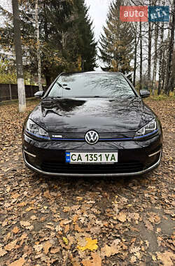 Хетчбек Volkswagen e-Golf 2015 в Умані