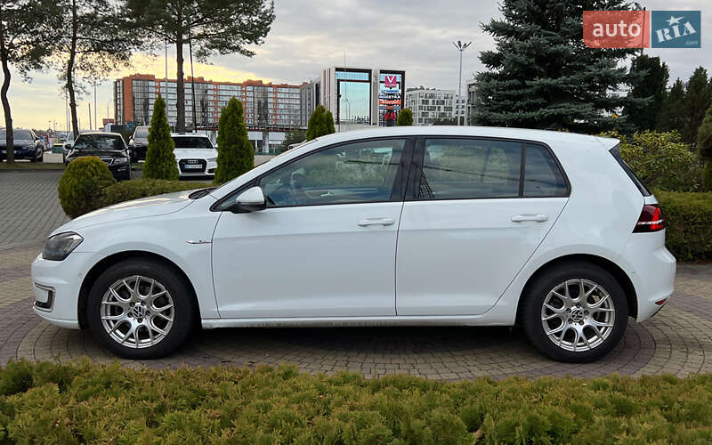 Хетчбек Volkswagen e-Golf 2014 в Львові