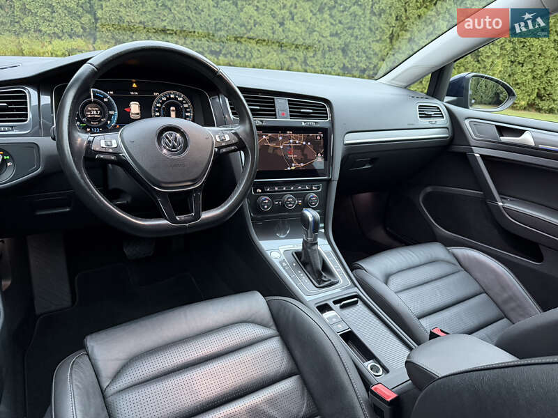 Хэтчбек Volkswagen e-Golf 2019 в Ровно