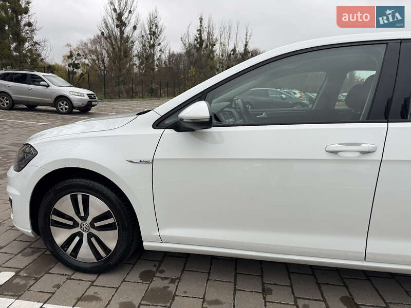 Хэтчбек Volkswagen e-Golf 2019 в Луцке