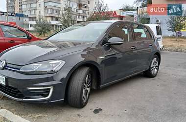 Хетчбек Volkswagen e-Golf 2020 в Харкові