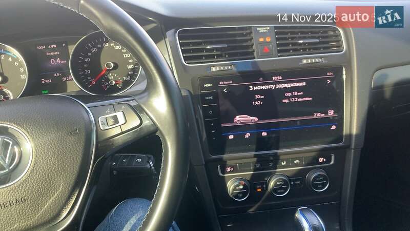 Хэтчбек Volkswagen e-Golf 2018 в Хмельницком фото 41 Хэтчбек Volkswagen e-Golf 2018 в Хмельницком