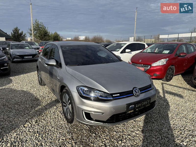Хэтчбек Volkswagen e-Golf 2018 в Ивано-Франковске