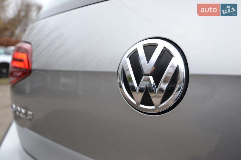 Хэтчбек Volkswagen e-Golf 2018 в Луцке