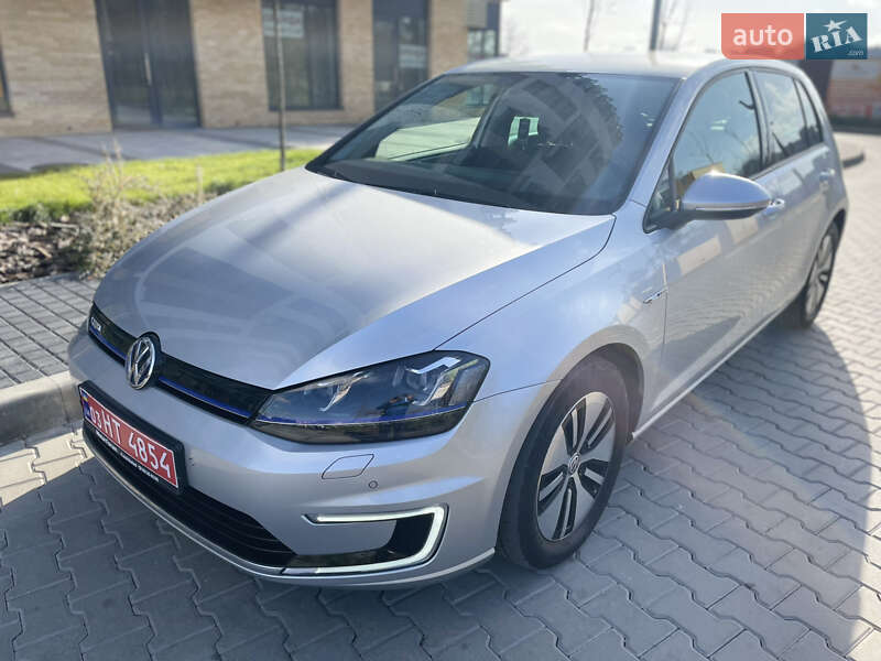 Хэтчбек Volkswagen e-Golf 2017 в Кропивницком