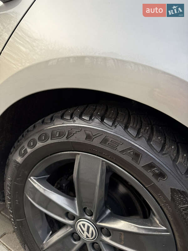 Хэтчбек Volkswagen e-Golf 2015 в Тернополе