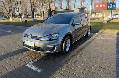 Хэтчбек Volkswagen e-Golf 2015 в Виннице