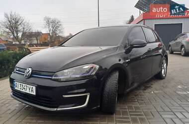 Хэтчбек Volkswagen e-Golf 2017 в Переяславе