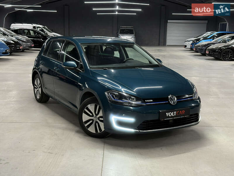 Хэтчбек Volkswagen e-Golf 2018 в Владимире