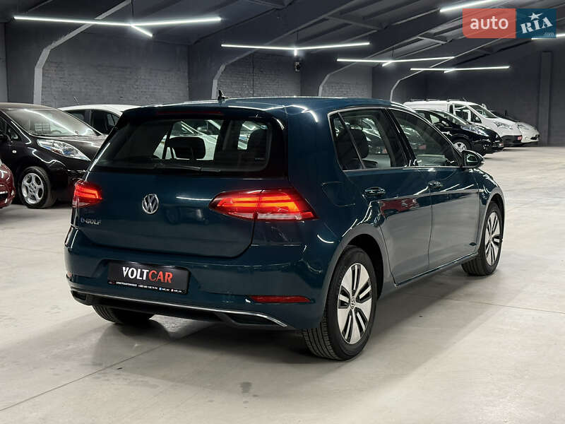 Хэтчбек Volkswagen e-Golf 2018 в Владимире