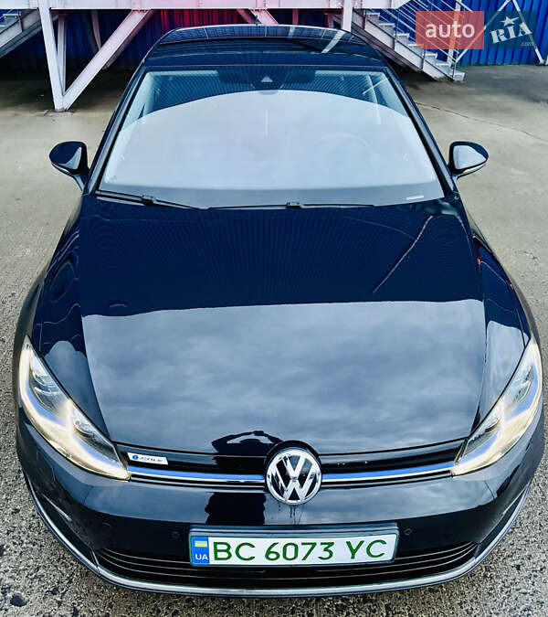 Хетчбек Volkswagen e-Golf 2018 в Львові