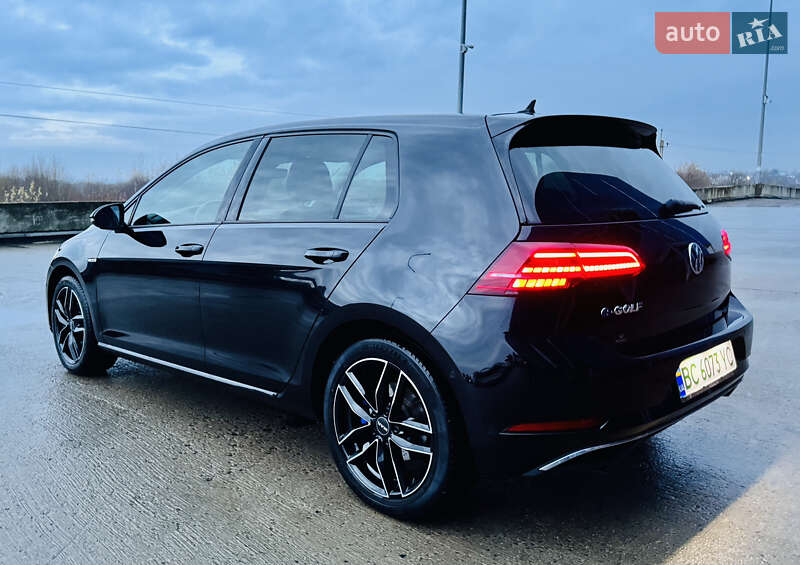 Хетчбек Volkswagen e-Golf 2018 в Львові