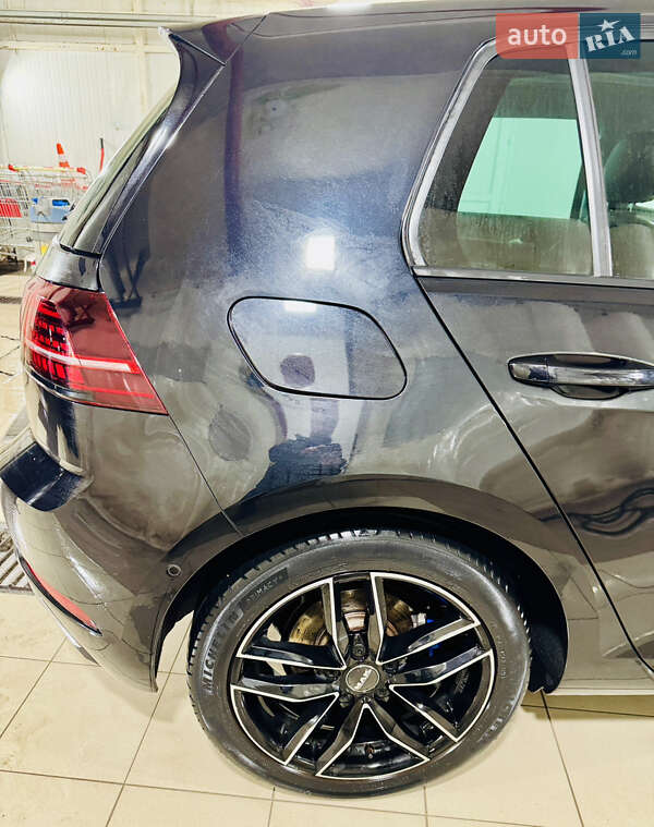 Хетчбек Volkswagen e-Golf 2018 в Львові