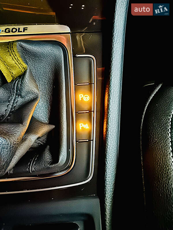 Хетчбек Volkswagen e-Golf 2018 в Львові