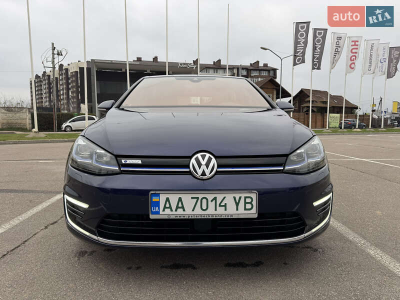 Хэтчбек Volkswagen e-Golf 2020 в Киеве