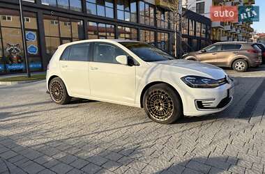 Хетчбек Volkswagen e-Golf 2019 в Львові