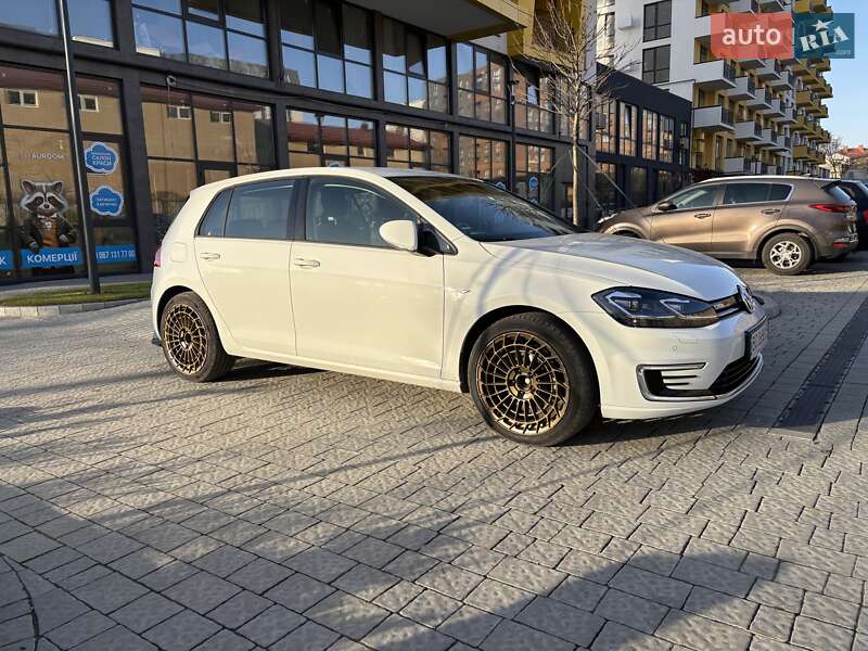 Volkswagen e-Golf 2019
