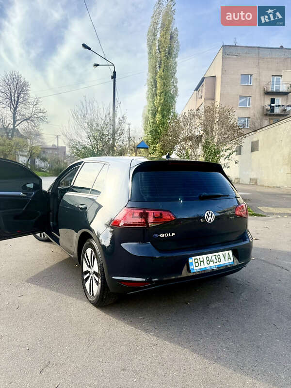 Хетчбек Volkswagen e-Golf 2016 в Одесі