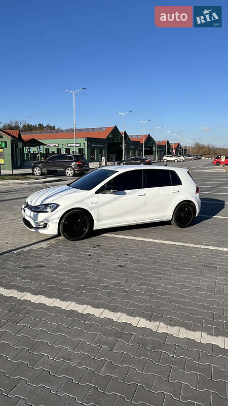 Volkswagen e-Golf 2019