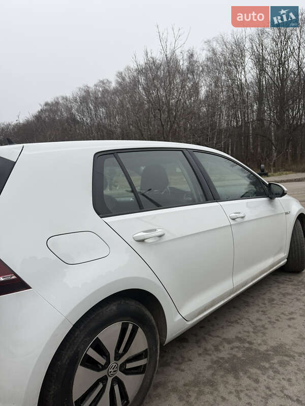 Хетчбек Volkswagen e-Golf 2014 в Тернополі фото 13 Хетчбек Volkswagen e-Golf 2014 в Тернополі