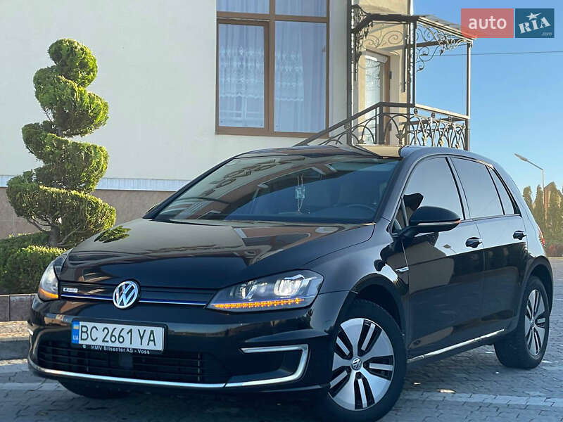 Volkswagen e-Golf 2015