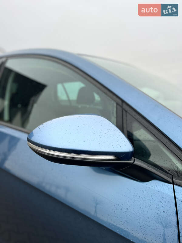 Хэтчбек Volkswagen e-Golf 2015 в Ковеле