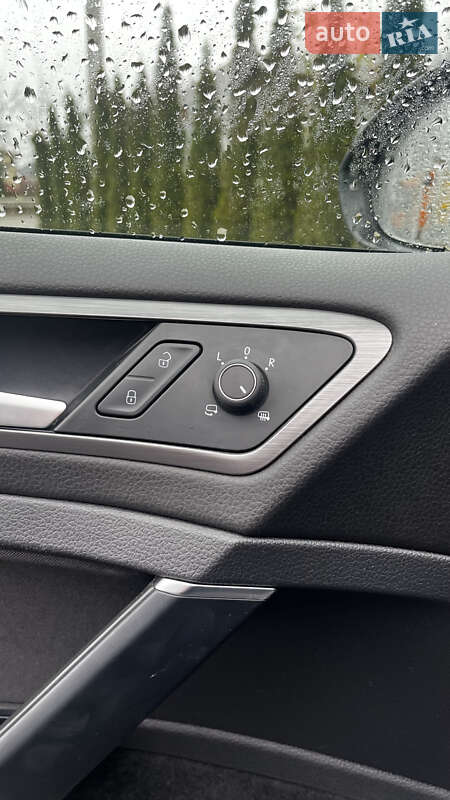 Хэтчбек Volkswagen e-Golf 2020 в Тернополе