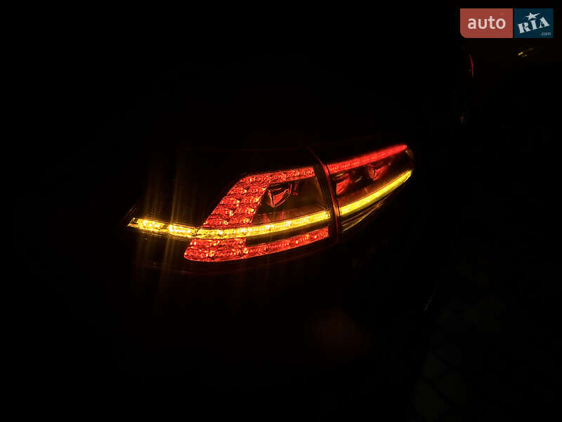 Хэтчбек Volkswagen e-Golf 2015 в Хмельницком