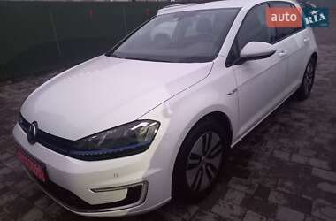 Хетчбек Volkswagen e-Golf 2015 в Шептицькому