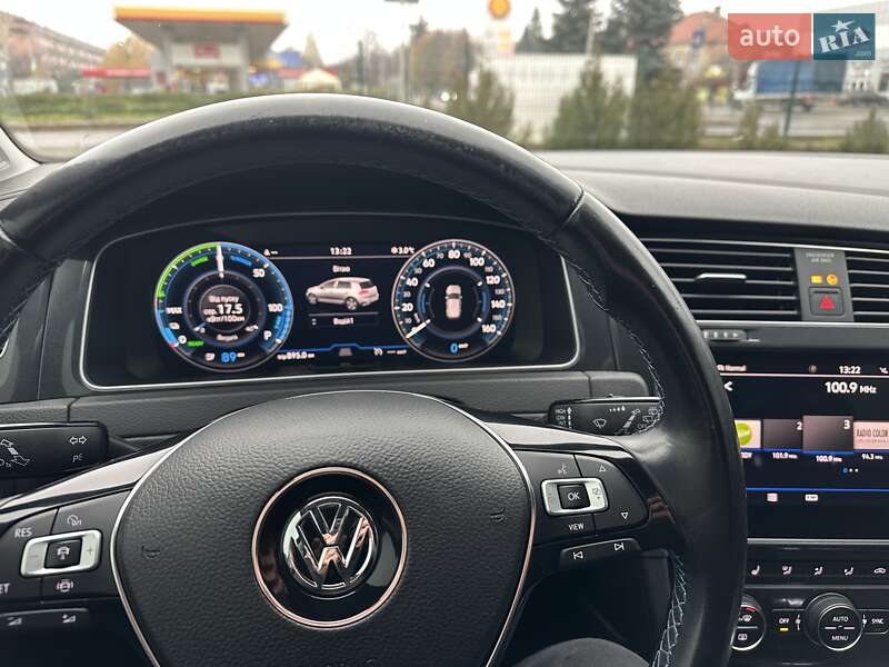 Хетчбек Volkswagen e-Golf 2018 в Мукачевому