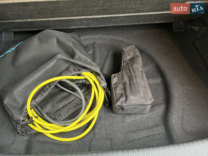 Хэтчбек Volkswagen e-Golf 2018 в Львове