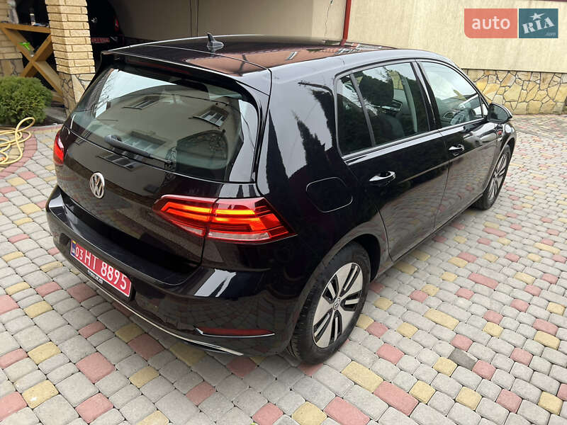 Хэтчбек Volkswagen e-Golf 2018 в Львове