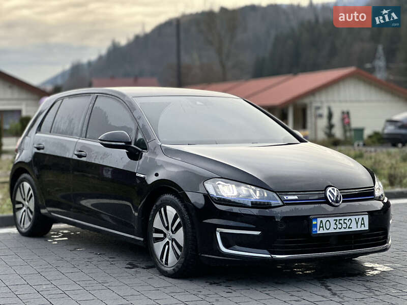 Хэтчбек Volkswagen e-Golf 2015 в Мукачево фото 2 Хэтчбек Volkswagen e-Golf 2015 в Мукачево